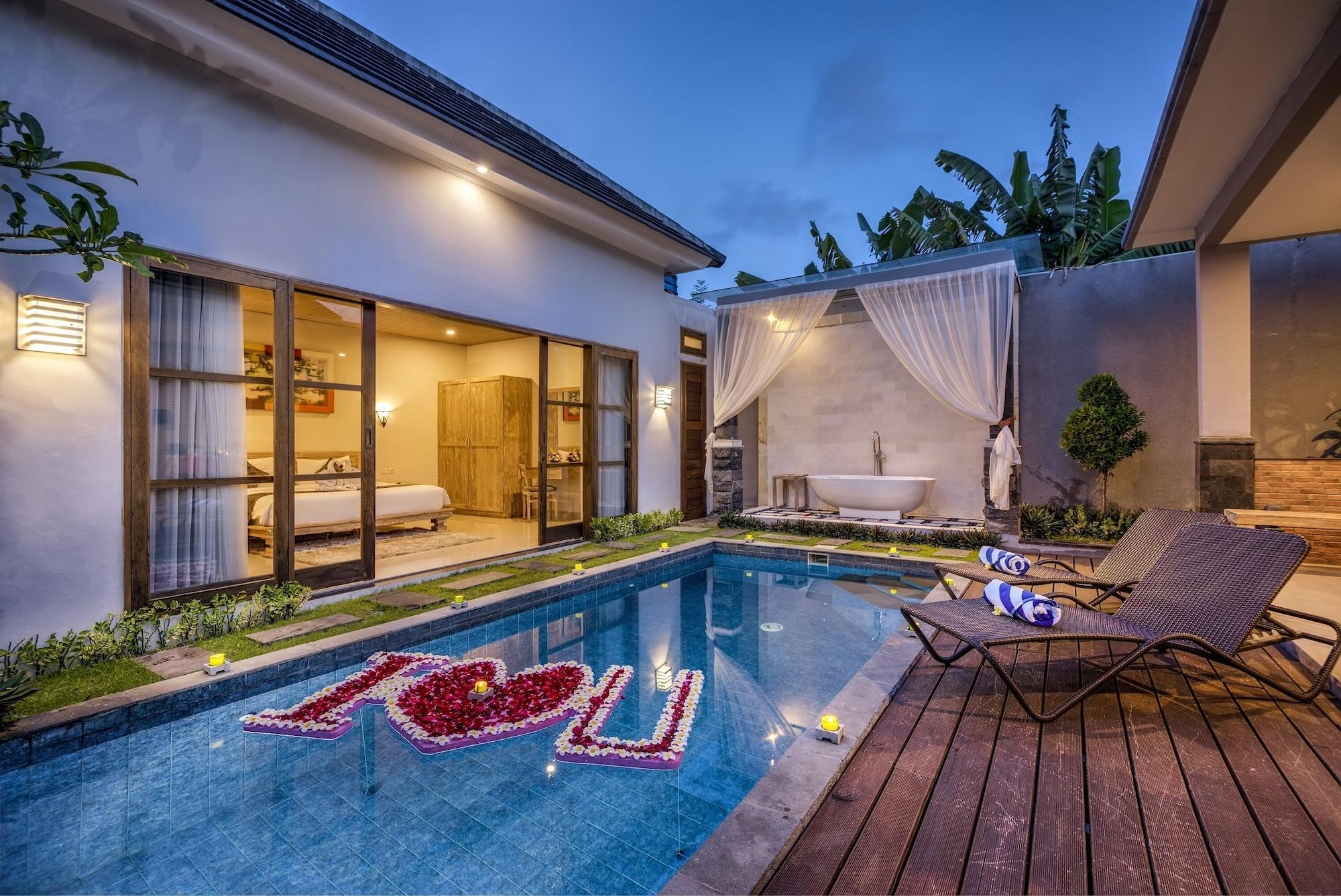 Grand Kesambi And Hotel 4*